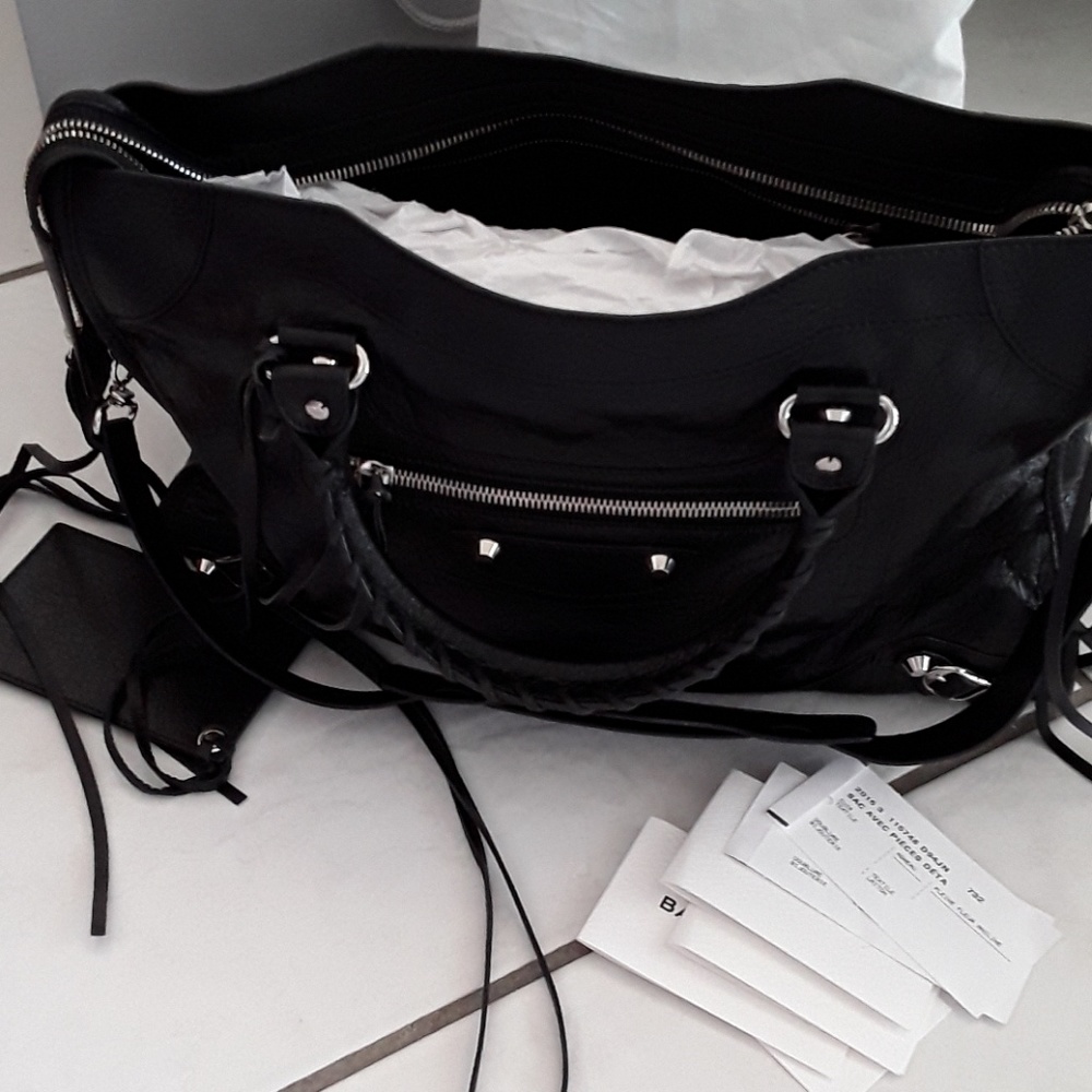 NWT BALENCIAGA BAG - Picture 3 of 9